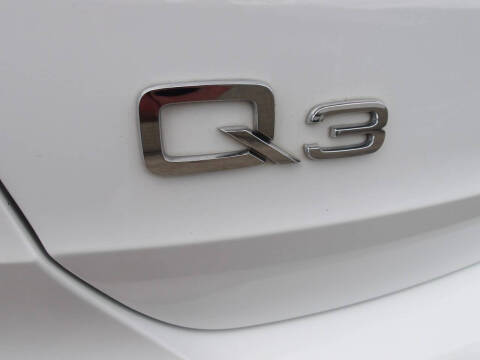 2019 Audi Q3 quattro Premium 45 TFSI