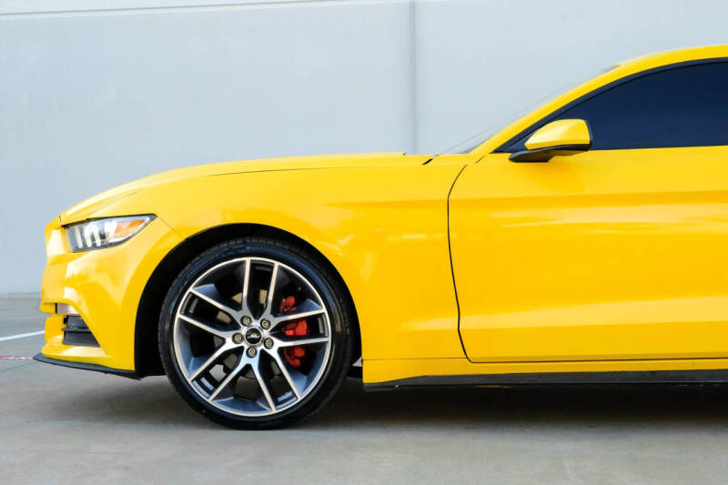 2015 Ford Mustang V6