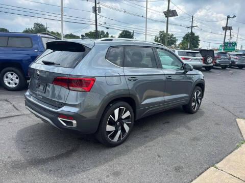 2023 Volkswagen Taos SEL 4Motion