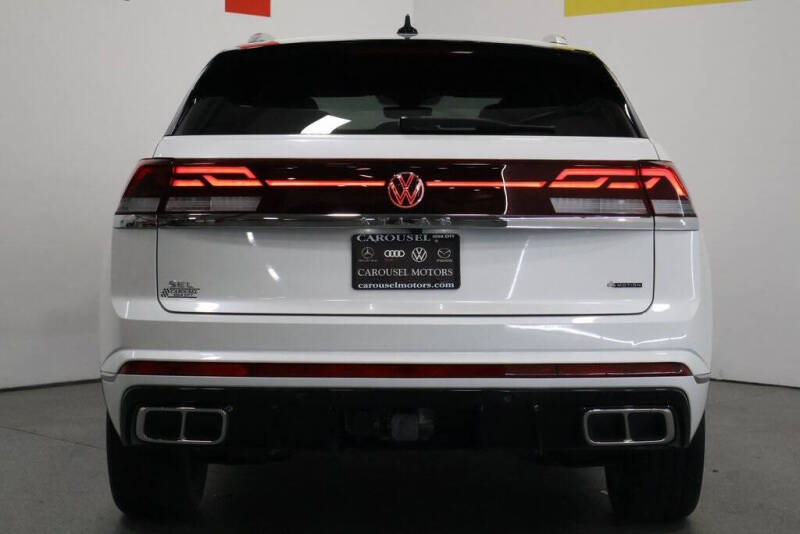 2024 Volkswagen Atlas Cross Sport SEL Premium R-Line 4Motion