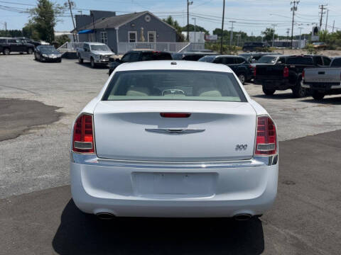 2013 Chrysler 300