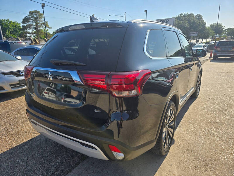 2020 Mitsubishi Outlander SEL