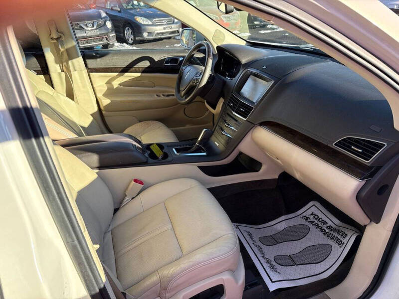 2013 Lincoln MKT EcoBoost