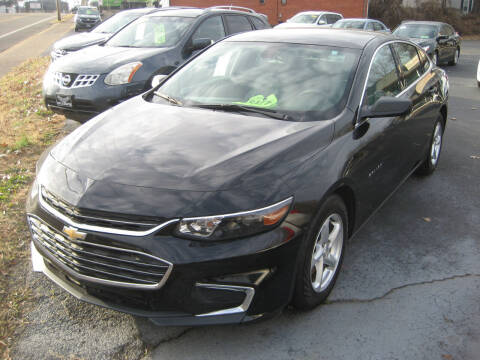 2018 Chevrolet Malibu for sale at Gillespie Motor Company in Paris TN