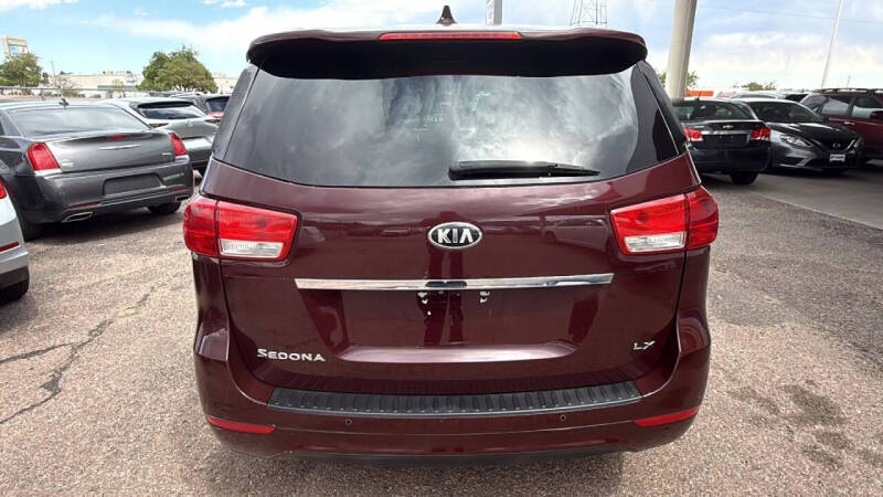 2016 Kia Sedona LX