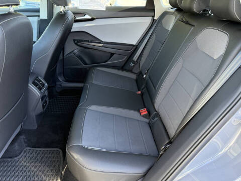 2023 Volkswagen Taos SE