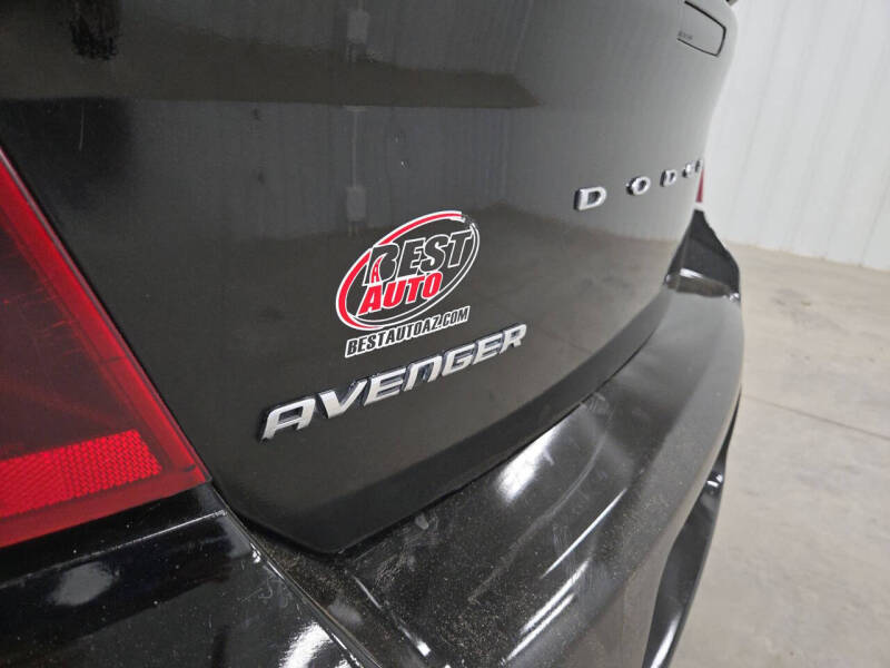 2012 Dodge Avenger SE V6