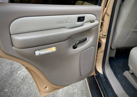 2001 GMC Yukon Denali