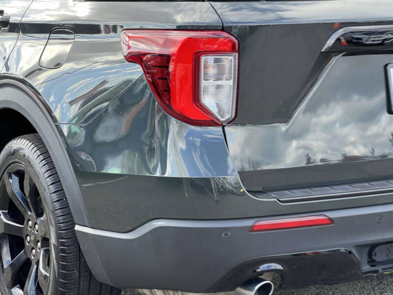 2023 Ford Explorer ST-Line