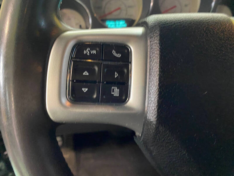 2013 Dodge Challenger SXT