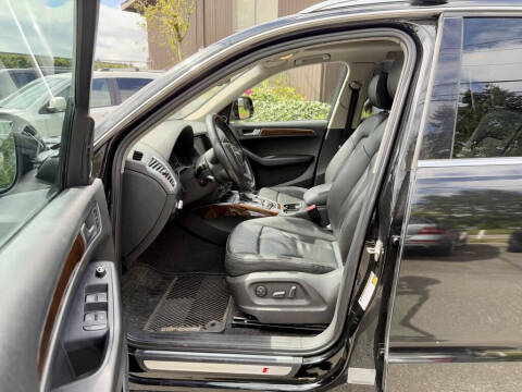 2012 Audi Q5 3.2 quattro Prestige