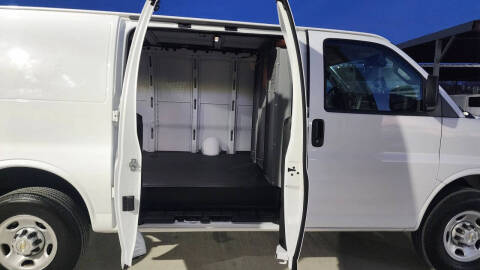 2024 Chevrolet Express 2500