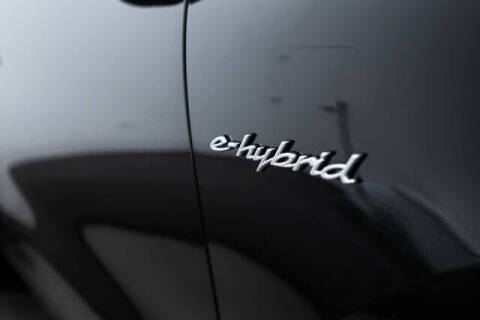 2025 Porsche Cayenne E-Hybrid Coupe