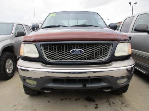 2001 Ford F-150 for sale at UNITED AUTO INC in South Sioux City NE