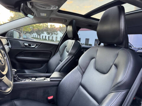 2019 Volvo S60 T5 Momentum