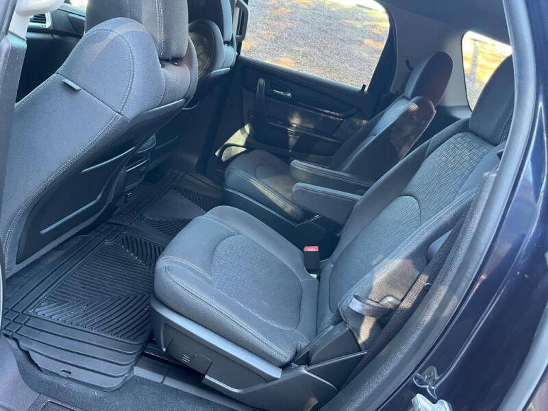 2016 GMC Acadia SLE-2