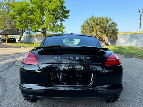 2013 Porsche Panamera GTS