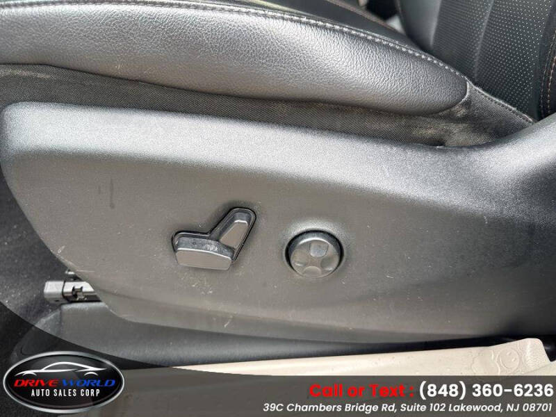 2017 Chrysler Pacifica Touring-L Plus