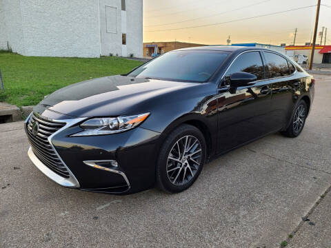 2017 Lexus ES 350 for sale at DFW Autohaus in Dallas TX