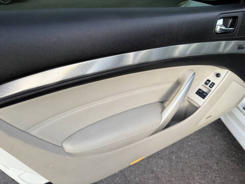 2013 Infiniti G37 Coupe Journey