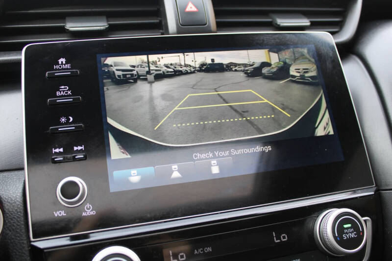 2019 Honda Insight Touring