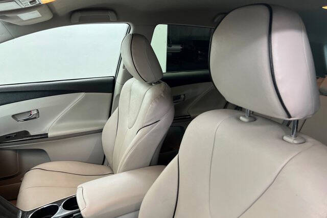 2015 Toyota Venza LE