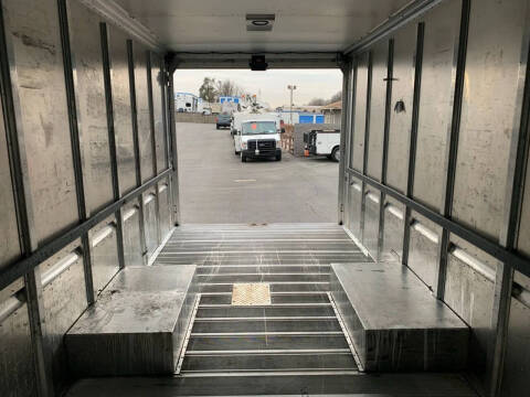 2013 Ford E-Series E-450 SD