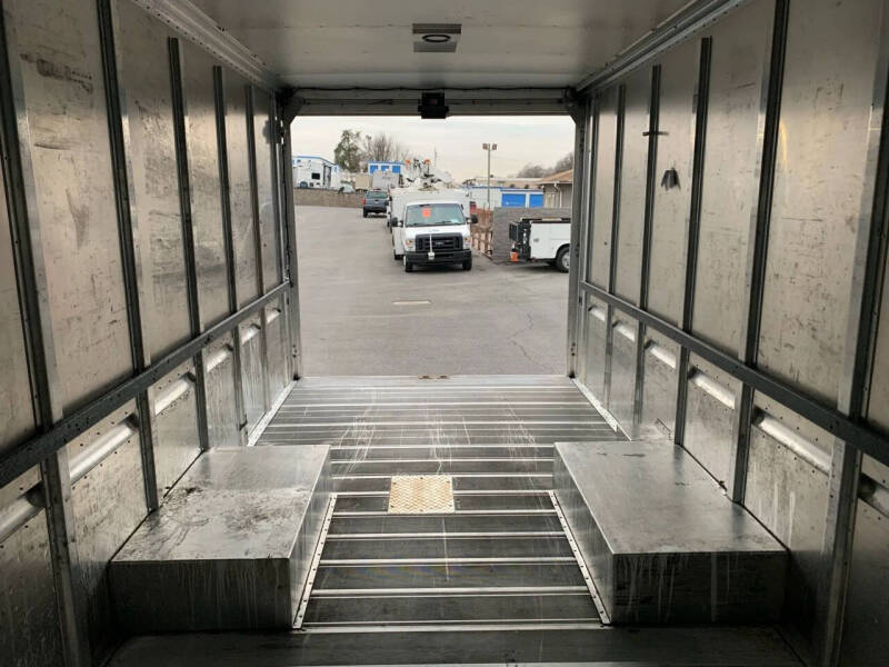 2013 Ford E-Series E-450 SD