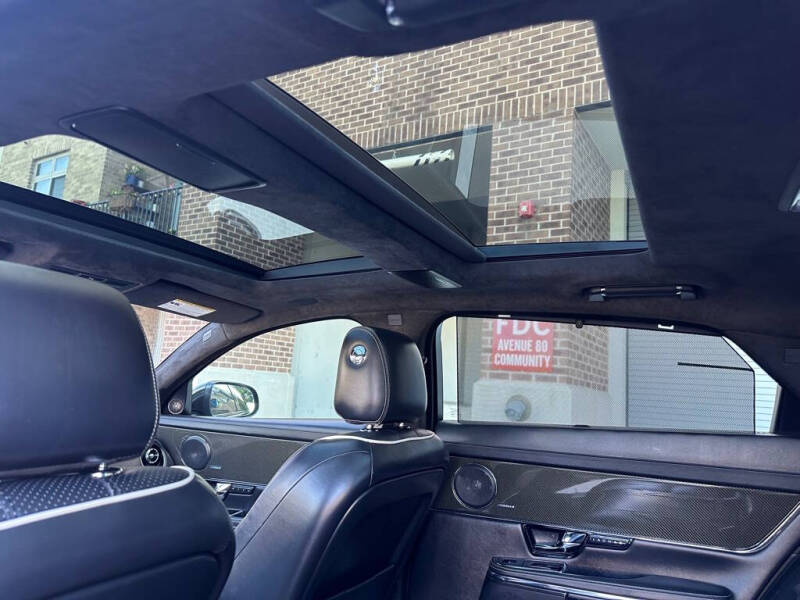 2013 Jaguar XJL Portfolio