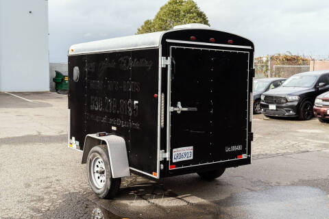 2017 Interstate 1AXLE