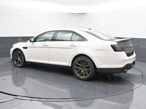 2017 Ford Taurus SHO