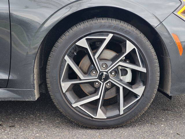 2025 Kia K5 EX