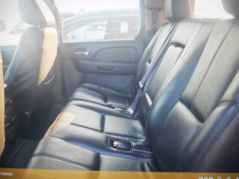 2011 GMC Yukon XL SLT