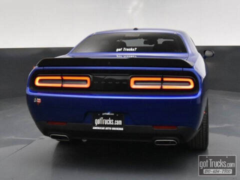 2022 Dodge Challenger SXT