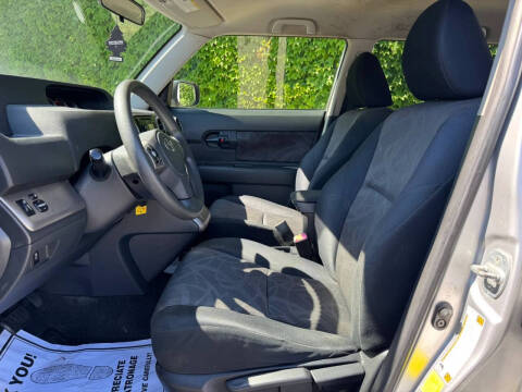2013 Scion xB