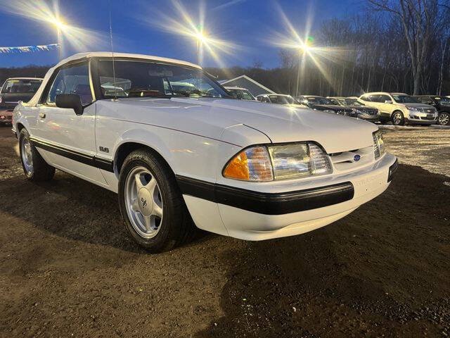1990 Ford Mustang