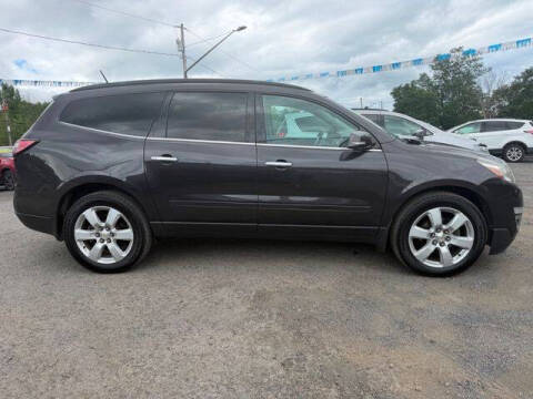 2017 Chevrolet Traverse LT