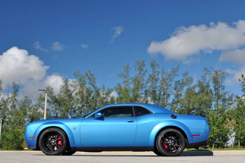 2023 Dodge Challenger SRT photo 18