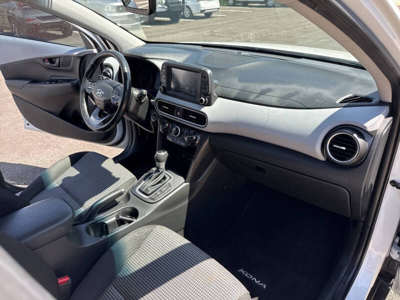 2021 Hyundai Kona SEL Plus