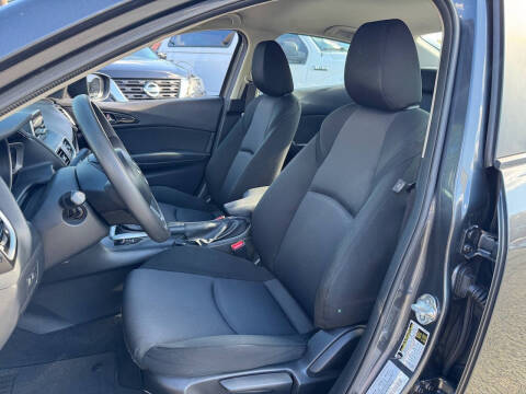 2014 Mazda MAZDA3 i Sport