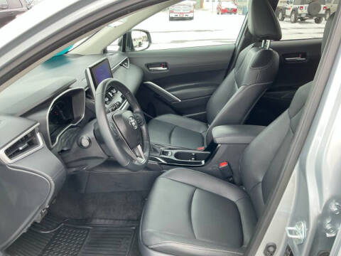 2025 Toyota Corolla Cross XLE