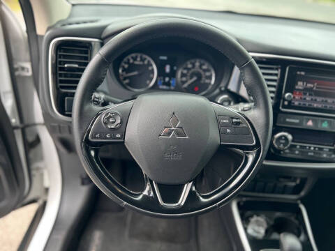 2017 Mitsubishi Outlander SEL