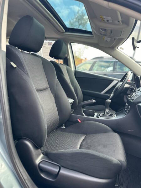 2012 Mazda MAZDA3