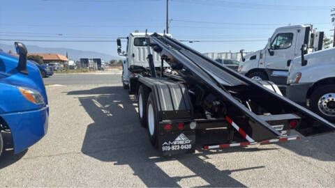 2022 Freightliner M2 106