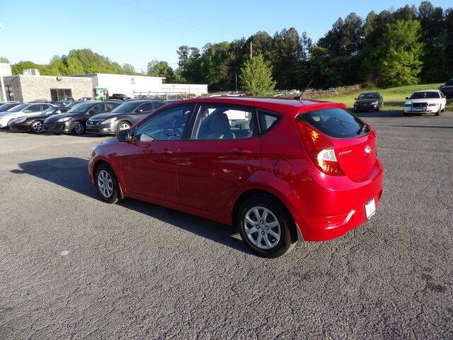2012 Hyundai Accent GS