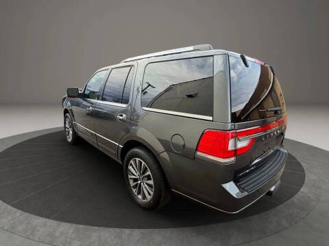 2016 Lincoln Navigator Select