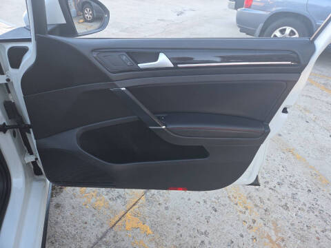 2015 Volkswagen Golf GTI SE