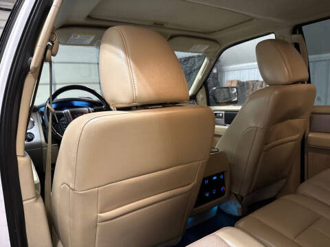 2017 Ford Expedition EL XLT