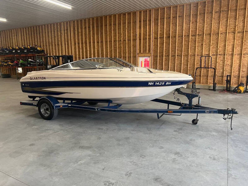2002 Glastron GX185