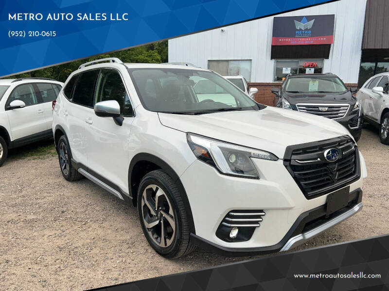 2022 Subaru Forester for sale at METRO AUTO SALES LLC in Lino Lakes MN